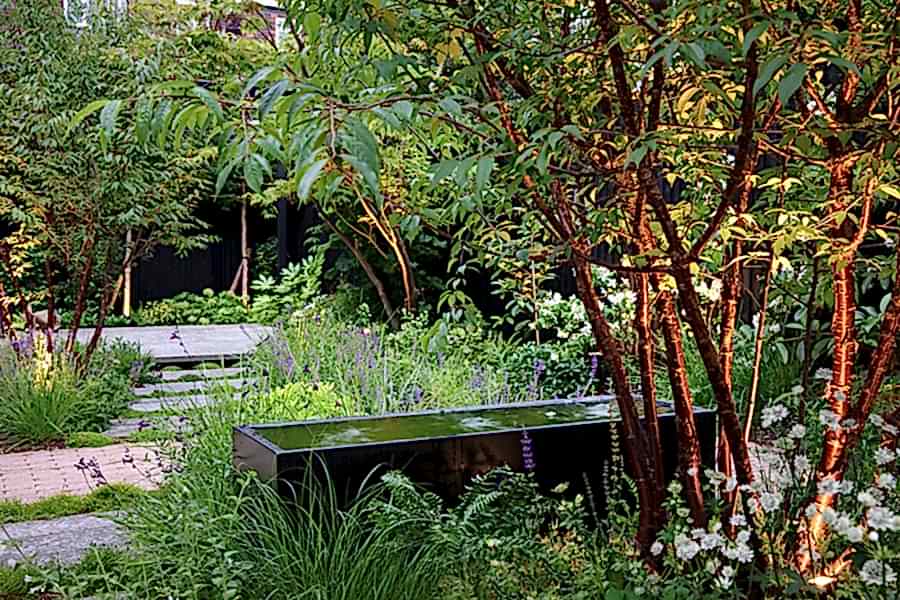 Contemporary Garden Sheen